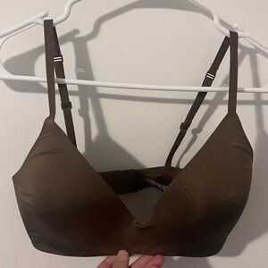 SKIMS Cocoa Brown Wireless T-Shirt Bra Size 34D
